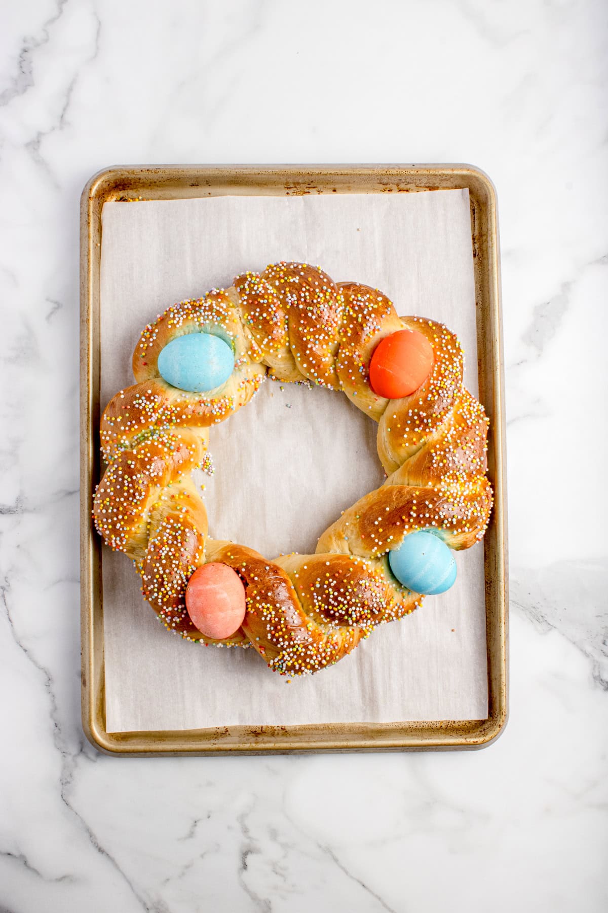 Baked Easter wreath bread